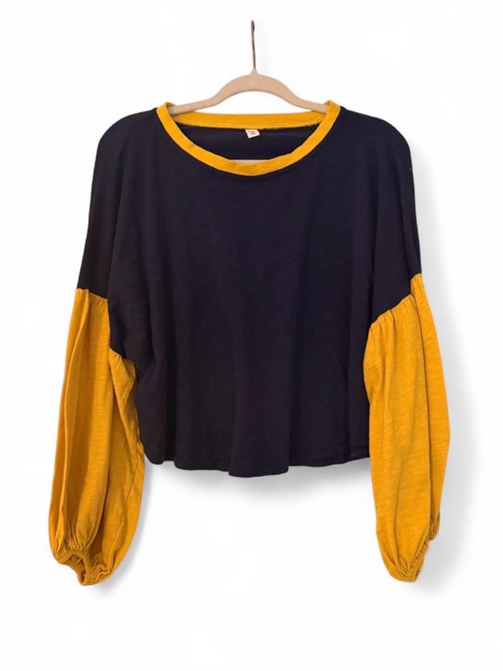 BP. Nordstrom Navy & Mustard Balloon Sleeve Top – XS